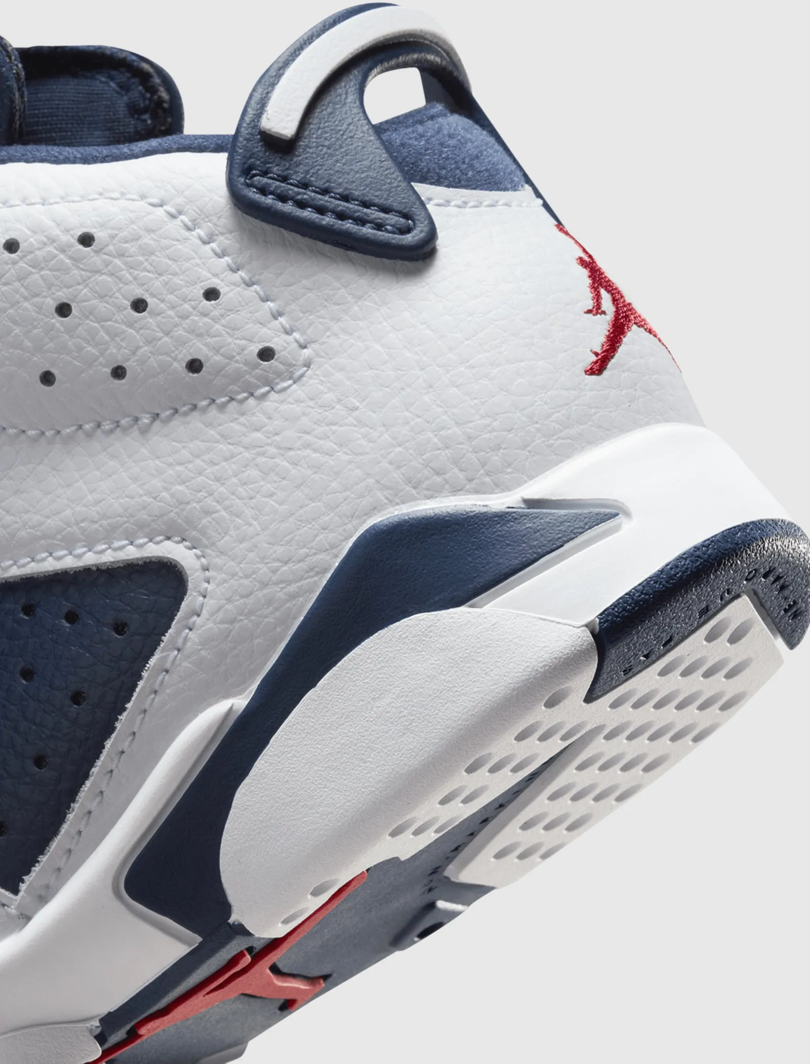 AIR JORDAN 6 RETRO "WHITE/VARSITY RED/MIDNIGHT NAVY" PS