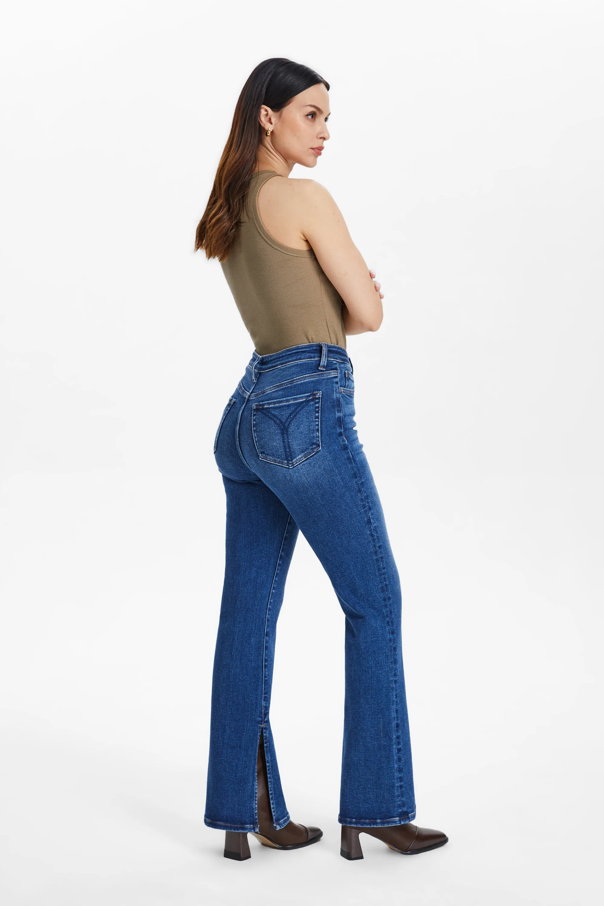 HIGH RISE FLARE JEANS WITH SLIT BYF1095 STARLIGHT