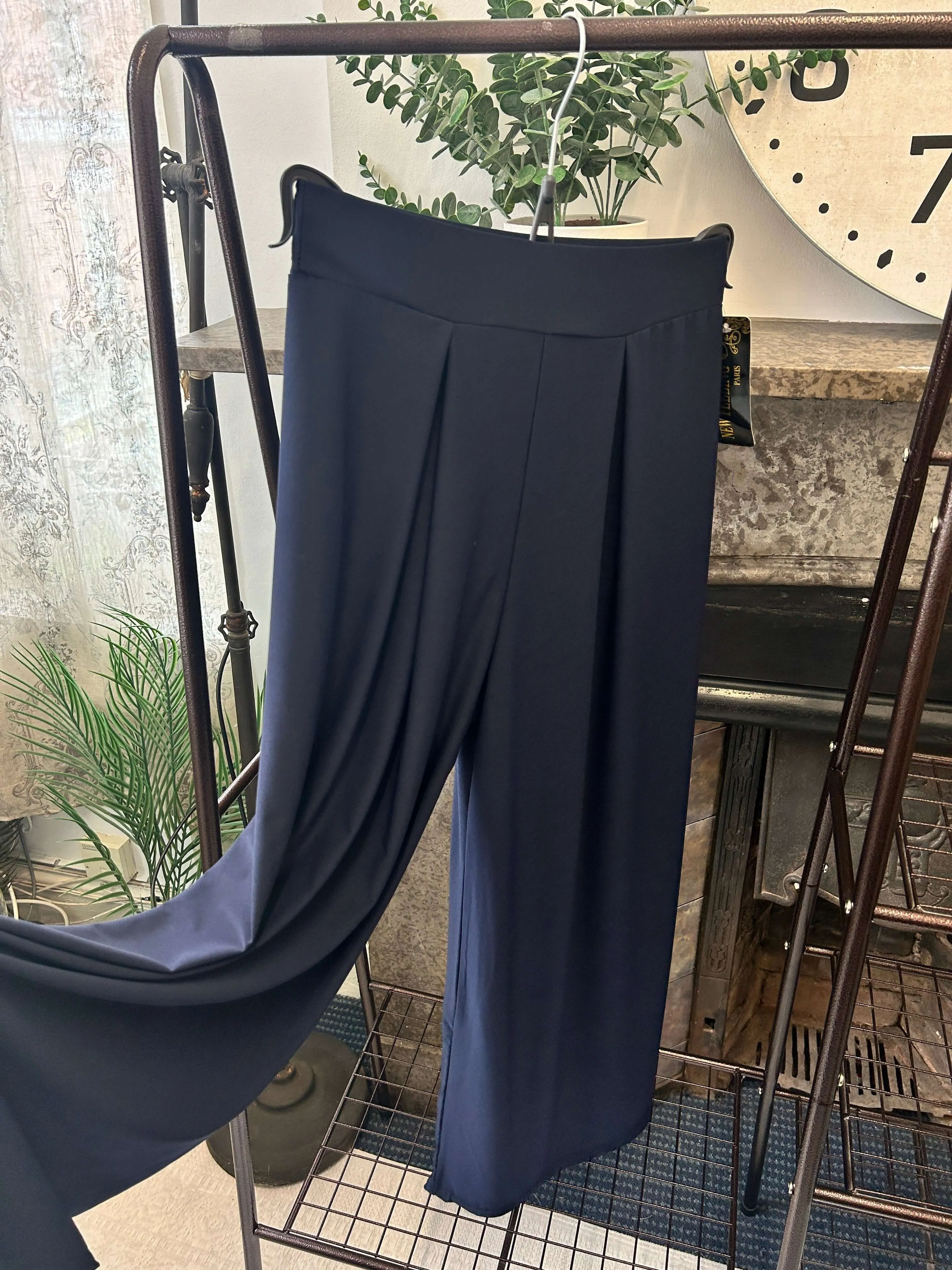 Michelle Elegant Darted Wide Leg Trouser