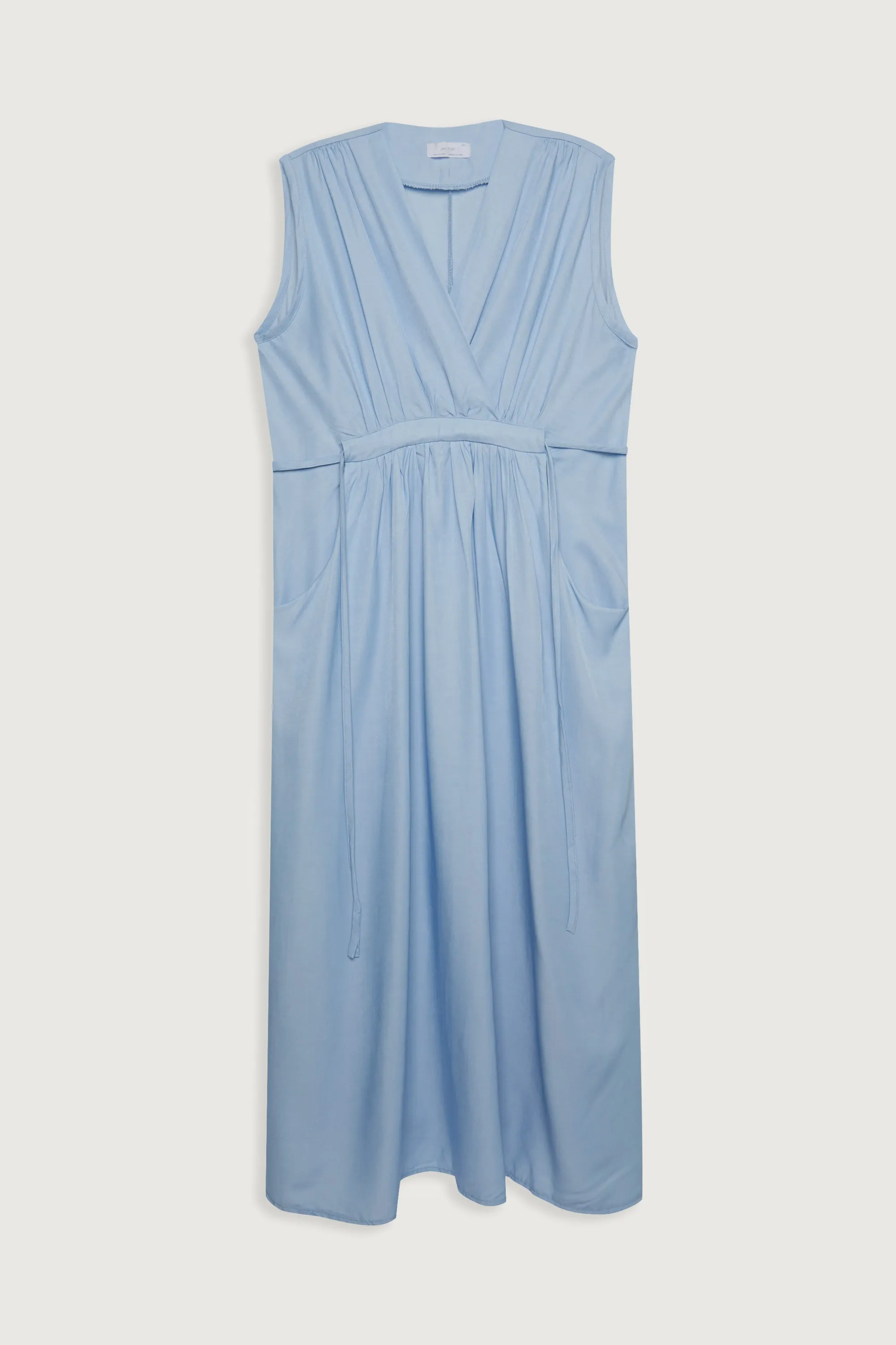 SLEEVELESS MAXI DRESS